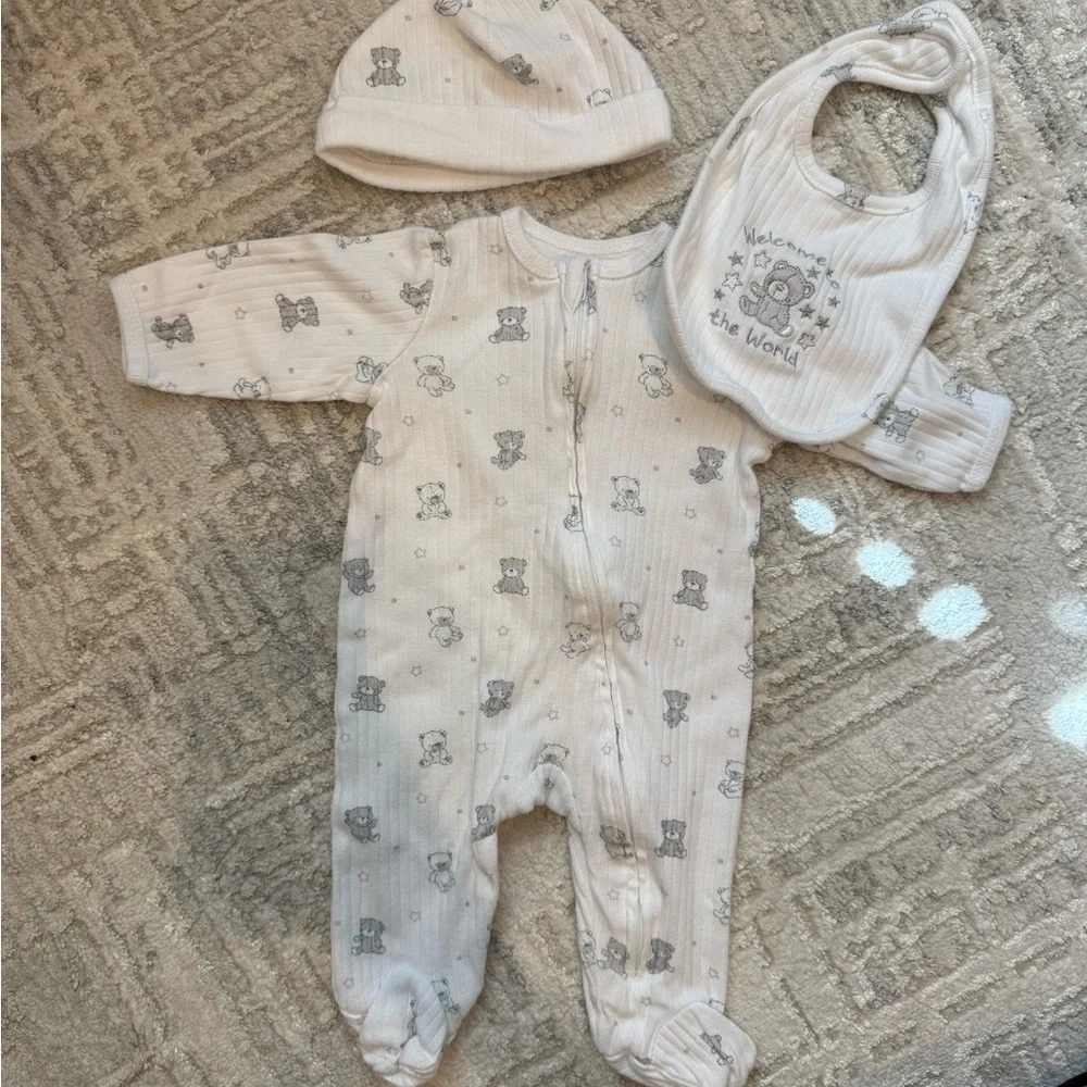 NWOT Little Me Teddy Sleeper Set